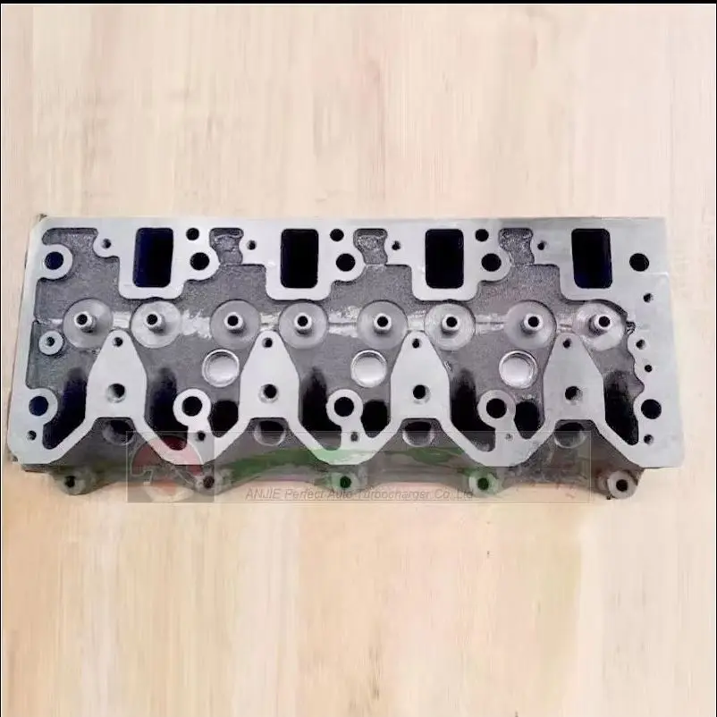 8971147135 4LE1 Engine Cylinder Head OEM 8-97114-713-5 8 97114 713 5 For ISUZU Excavator Diesel Construction Machinery Engine