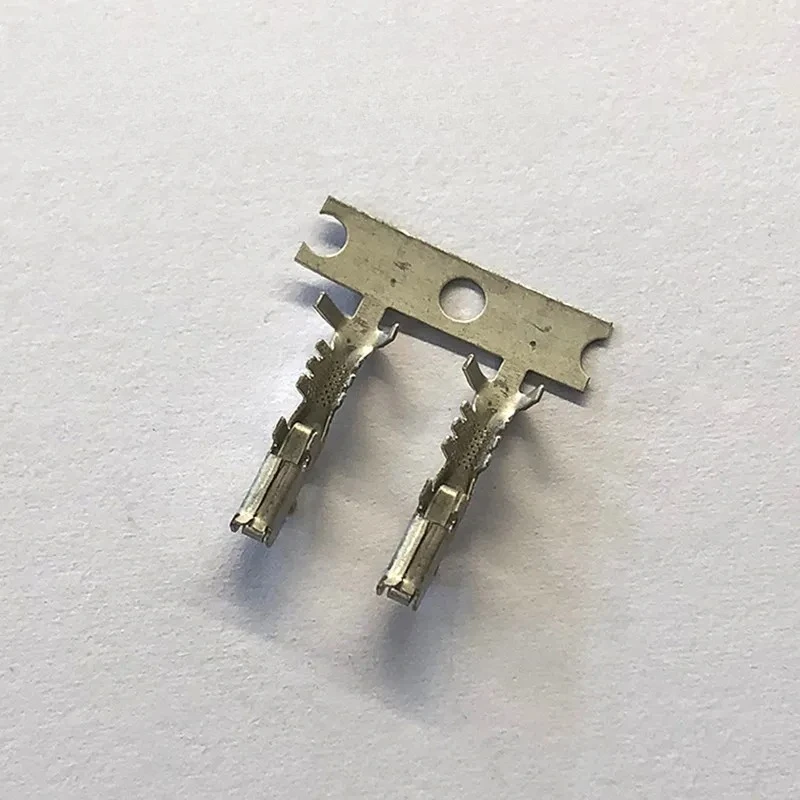 12103881 500/roll Automotive Connectors FMALE 150 SERIES TIN CBL RANG 2.40-2.03MM
