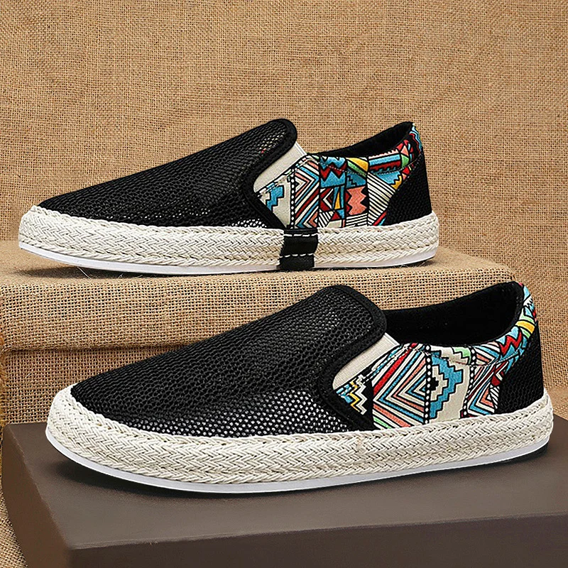 Lightweight Skateboarding Sneakers For Men Cushion Insole Wearproof Outsole Minimal Style Daily Commute Casual Walking Footwear