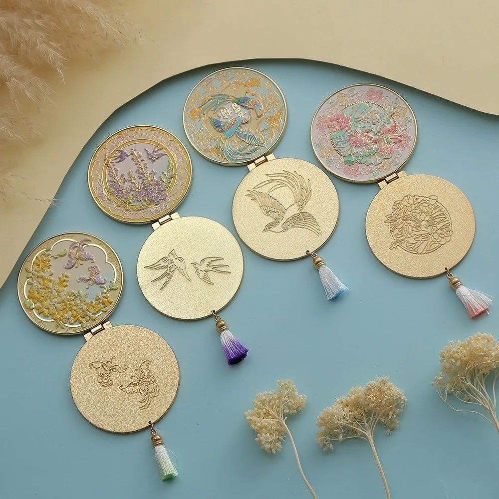 Exquisiter Klapp-Schminkspiegel im chinesischen Stil, tragbarer Kosmetikspiegel, transparenter Handspiegel aus Metall, Touristen-Souvenirs