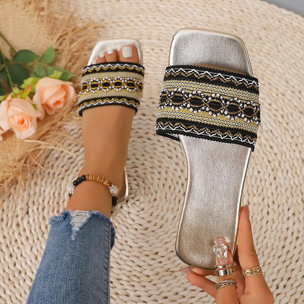 2024 New Women's Rhinestone Flat Slippers Lady Square Head Sandals Summer Lady Beach Slippers Bohemia Style Slippers L630-4