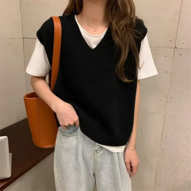 Sweater Vest Women V-neck Knitted Chic Minimalist Style All-match Korean Fashion Popular Ins Loose Fit Cozy Students Spring Y2k