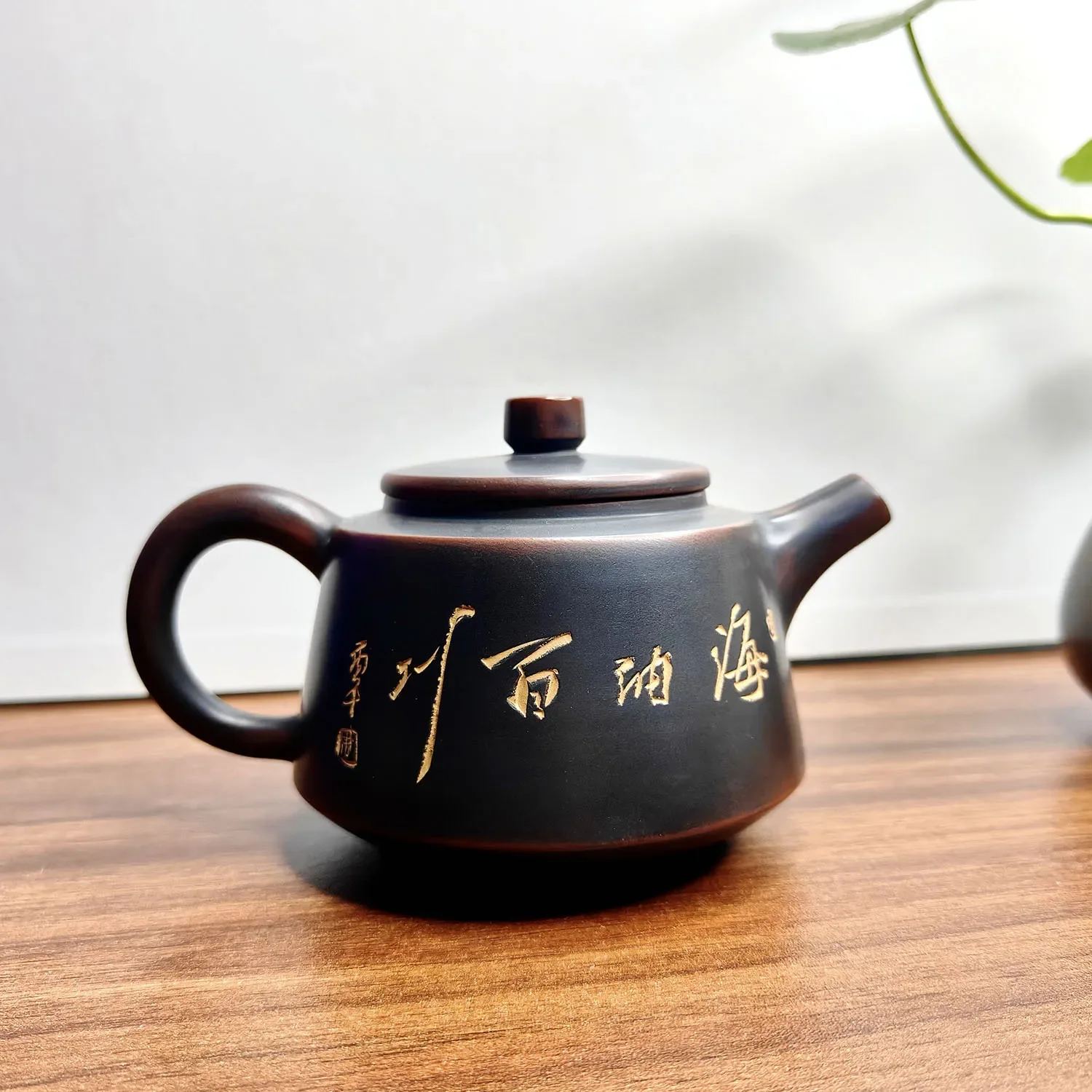 Guangxi Qinzhou Nixing pottery teapot pure handmade raw ore Nixing Kung Fu tea set bronze household