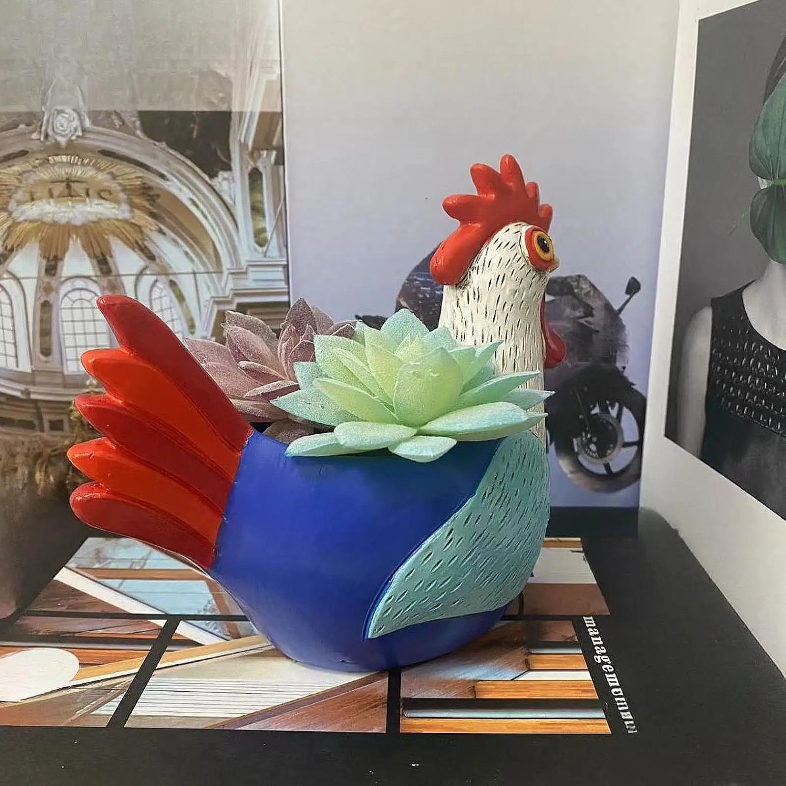 Chicken Flower Pot Chicken Sculpture Gift for Home Kitchen Table Centerpiece