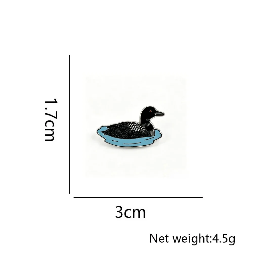 Common Loon Metallbrosche, niedliche Wasservogel-Emaille-Anstecknadel, kanadisches Great Northern Taucher-Abzeichen, Kleidungs- und Rucksack-Reversnadel, Naturgeschenk – Detail 13