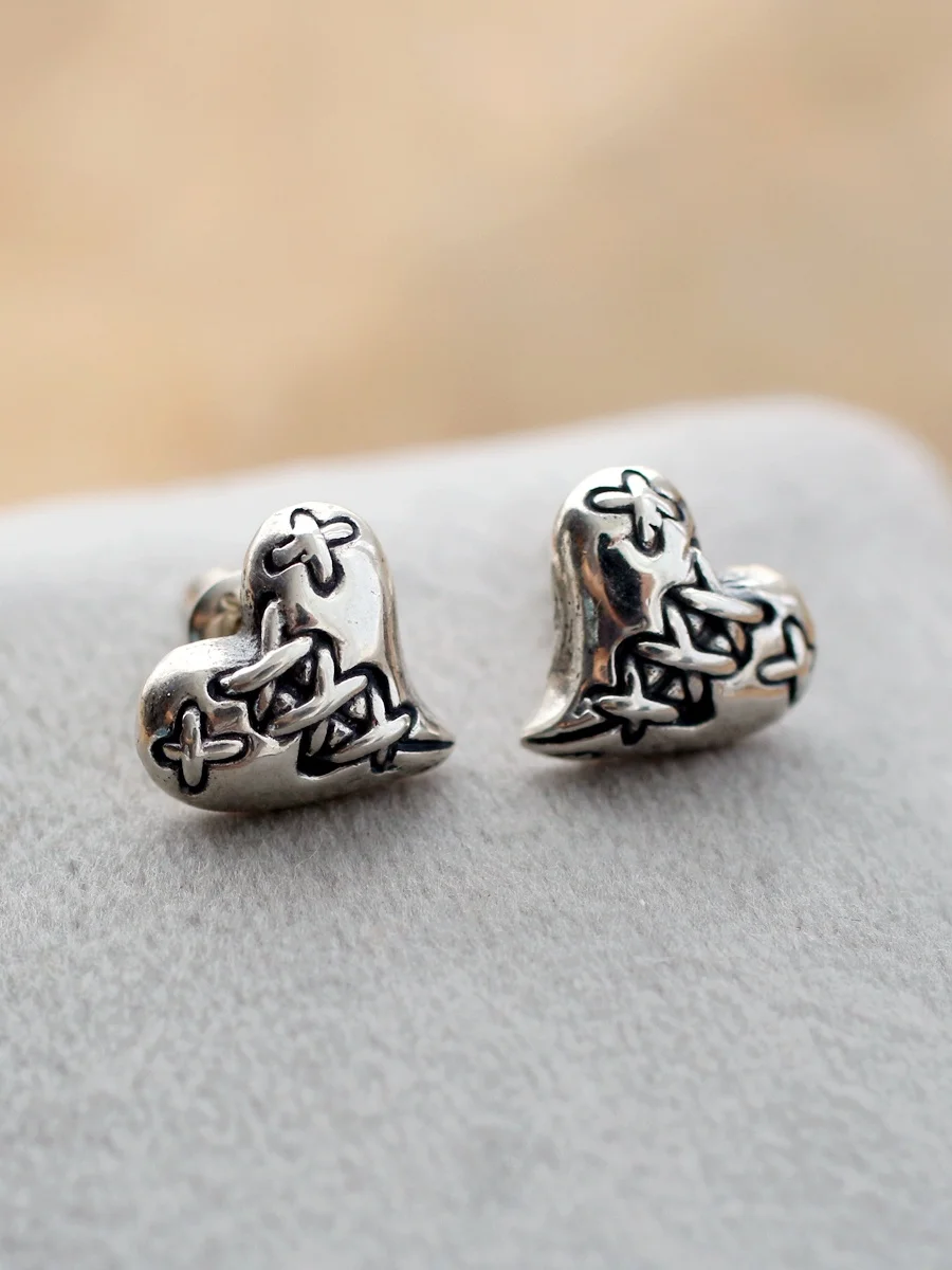 

Healing Heart Rebellious Graffiti Industrial Style Pure Silver Earrings Unisex Punk Texture out Fashion Jewelry