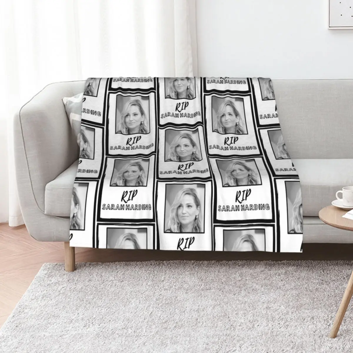 Gift For Men Copy Of Rip Sarah Harding 90S Graphic Tee Unisex Throw Blanket Single Shaggy Camping Vintage Polar Blankets