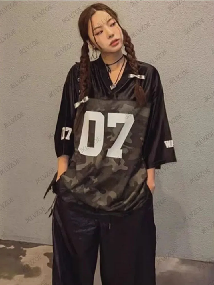 2024 Summer New Vintage Short Sleeve Jersey Women Loose Hip Hop V-Neck T-Shirts High Street American Retro Half Sleeve Tide Top