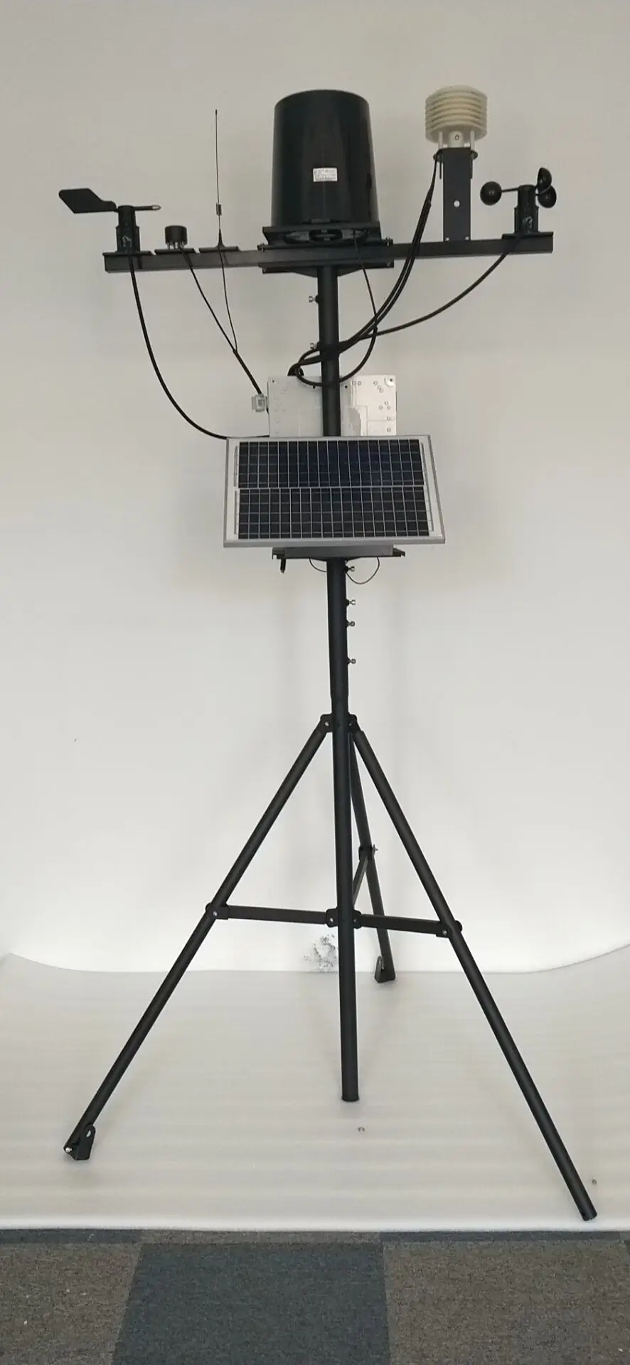 Multi parameter professional meteorological wireless automatic agricultural meteorological station