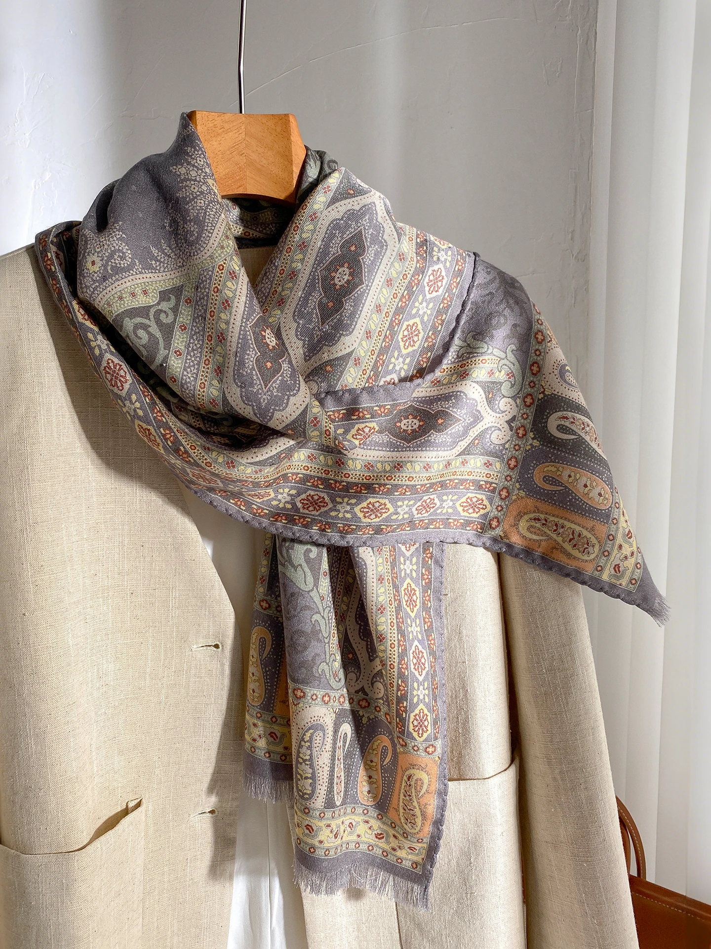 silk-wool-scarf-2026-new-sle-trendy-retro-caew-flower-ne-protection-scarf-high-end-silk-scarf-briti-sle-double-side