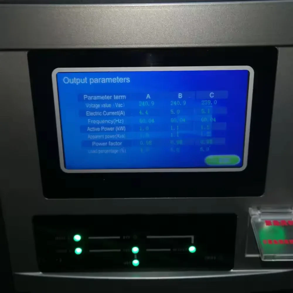 UPS عبر الإنترنت بقدرة 100 كيلو فولت أمبير مع شاشة LED، وبطارية من الرصاص الحمضية لموجة جيبية نقية منخفضة التردد ثلاثية الطور، ودعم جهاز التحكم عن بعد