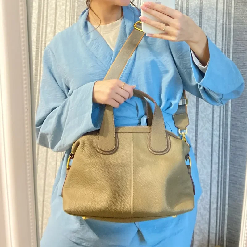 

Middle aged Women's Cow Leather Shoulder Bag Female Casual Natural Cowhide Crossbody Bags Ladies Large Capacity Handbags for Mon