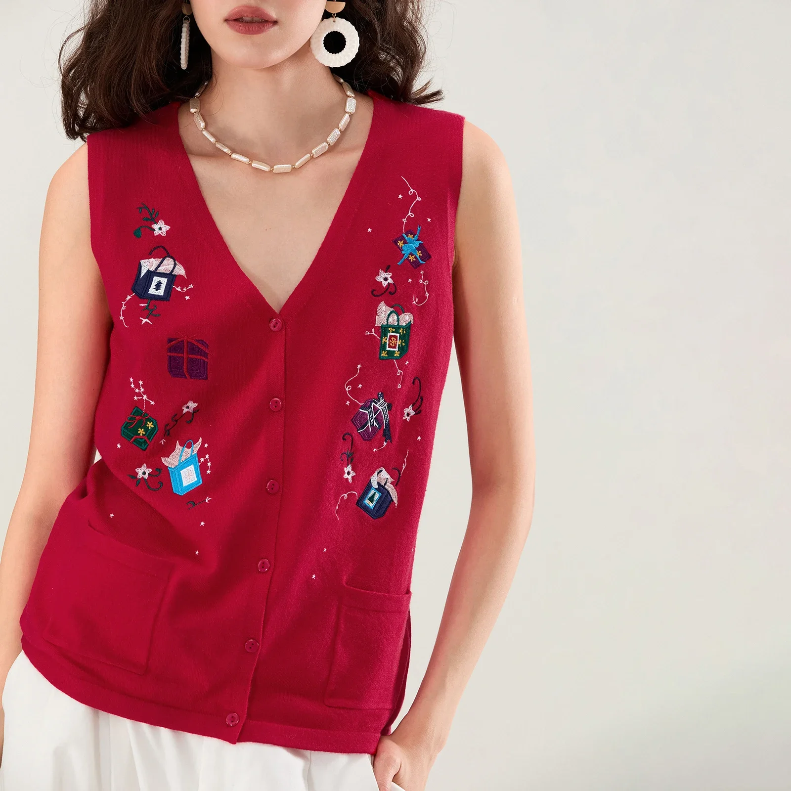 hirigin Women Christmas Sweater Vest Embroidery Santa Button Knit Cardigan Sleeveless Xmas Tank Top Y2K Holiday Ugly Clothes