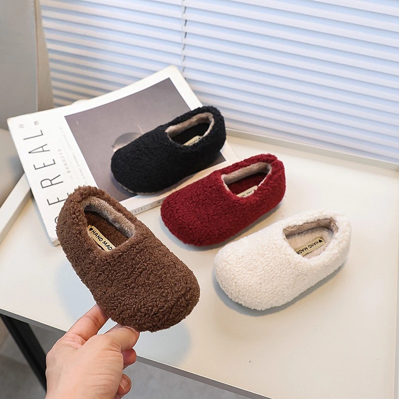 

Новая детская зимняя обувь, хлопковая обувь с мягкой подошвой для девочек, модные плюшевые лоферы на плоской подошве, уличная теплая детская обувь, повседневная нескользящая обувь