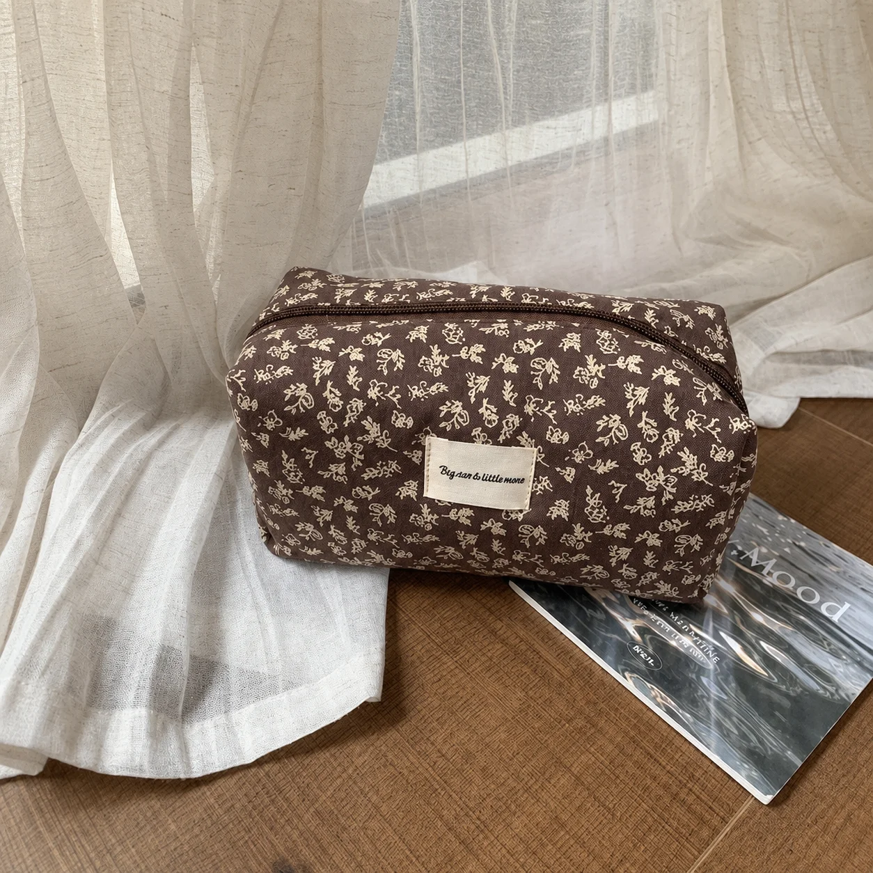 Travel Toiletry Pouch Minimalist Women'S Cosmetic Bag Portable Makeup Bag Ultra Lightweight Large Capacity Toiletry Bag For Home