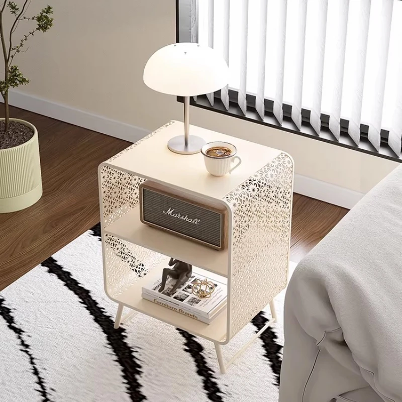 

Iron Sofa Side Table Modern Minimalist Arch Design End Table with Floral Hollow Pattern Narrow Accent Nightstand for Living Room
