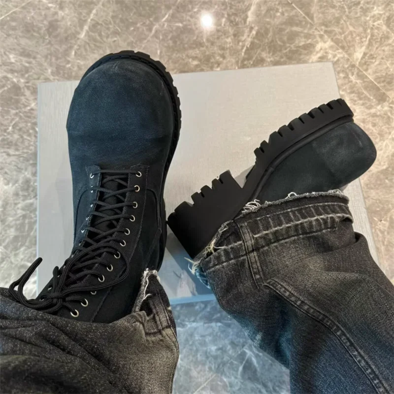 Bota de diseñador negra con cordones y punta redonda para hombre, bota alta a la moda para hombre