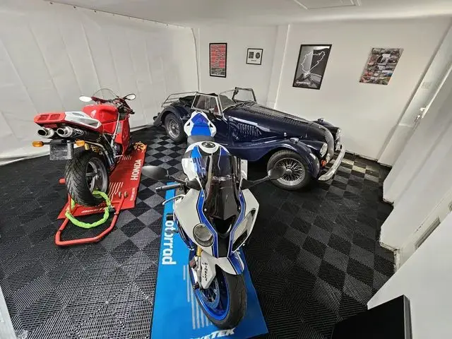 

High-strengh Best Selling Interlocking Garage Floor Tiles/removableInterlocking Floor Mats For Warehouse plastic flooring