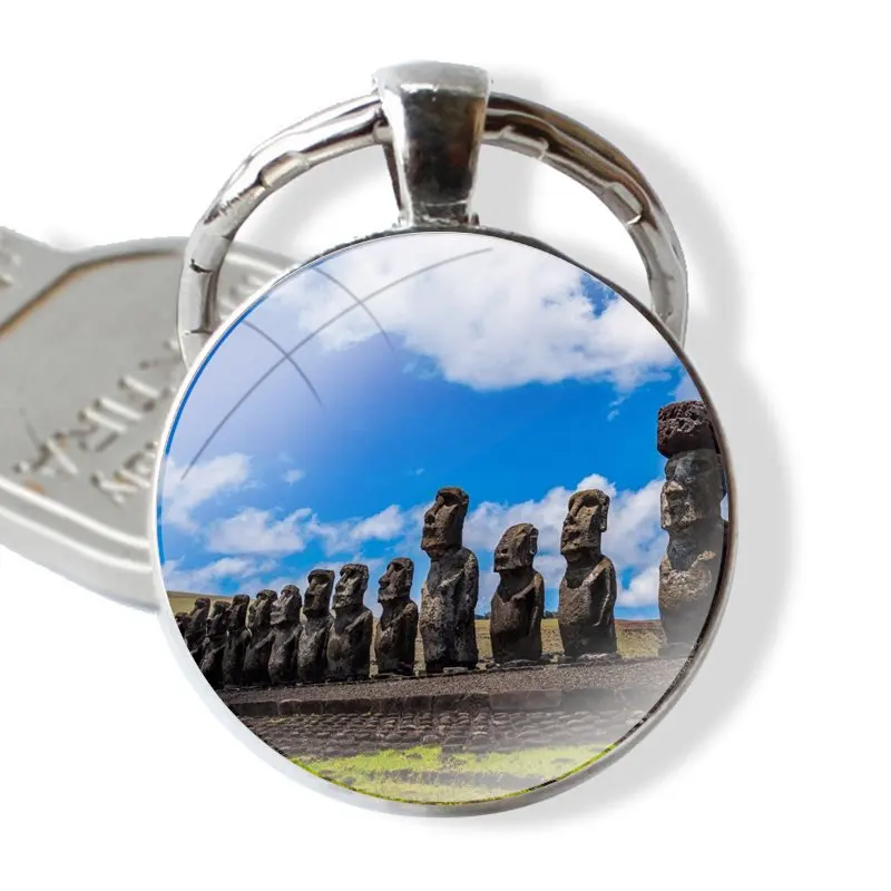 Easter Island moai head Cartoon Fashion Design Creative Keychain Handmade Glass Cabochon Key Ring Holder Pendant Key Chains