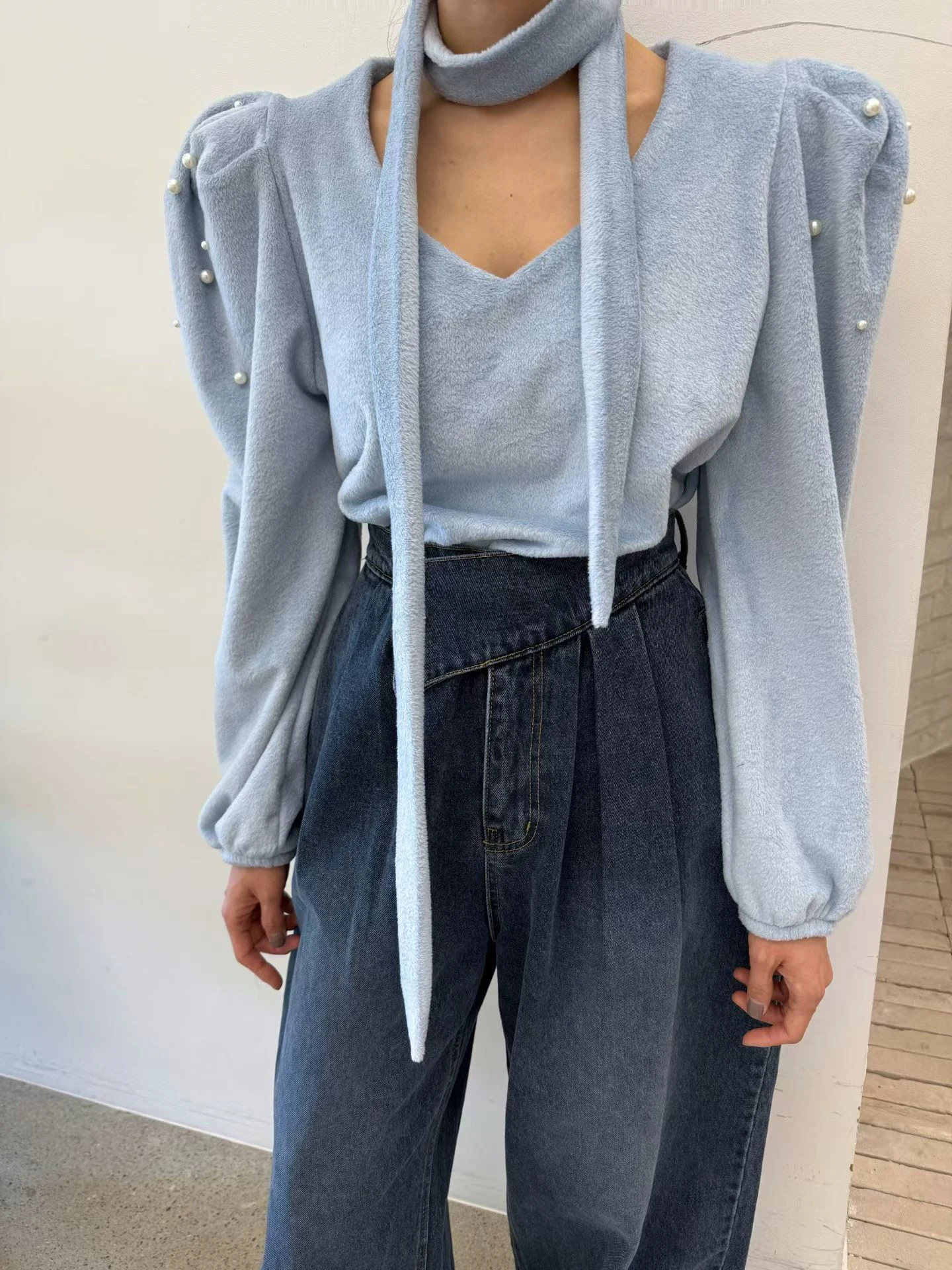 Elegant V-neck Bubble Sleeve Shirt Women's Fleece-lined Tie-waist Slimming Cotton Polyester Blend Long Sleeve Top