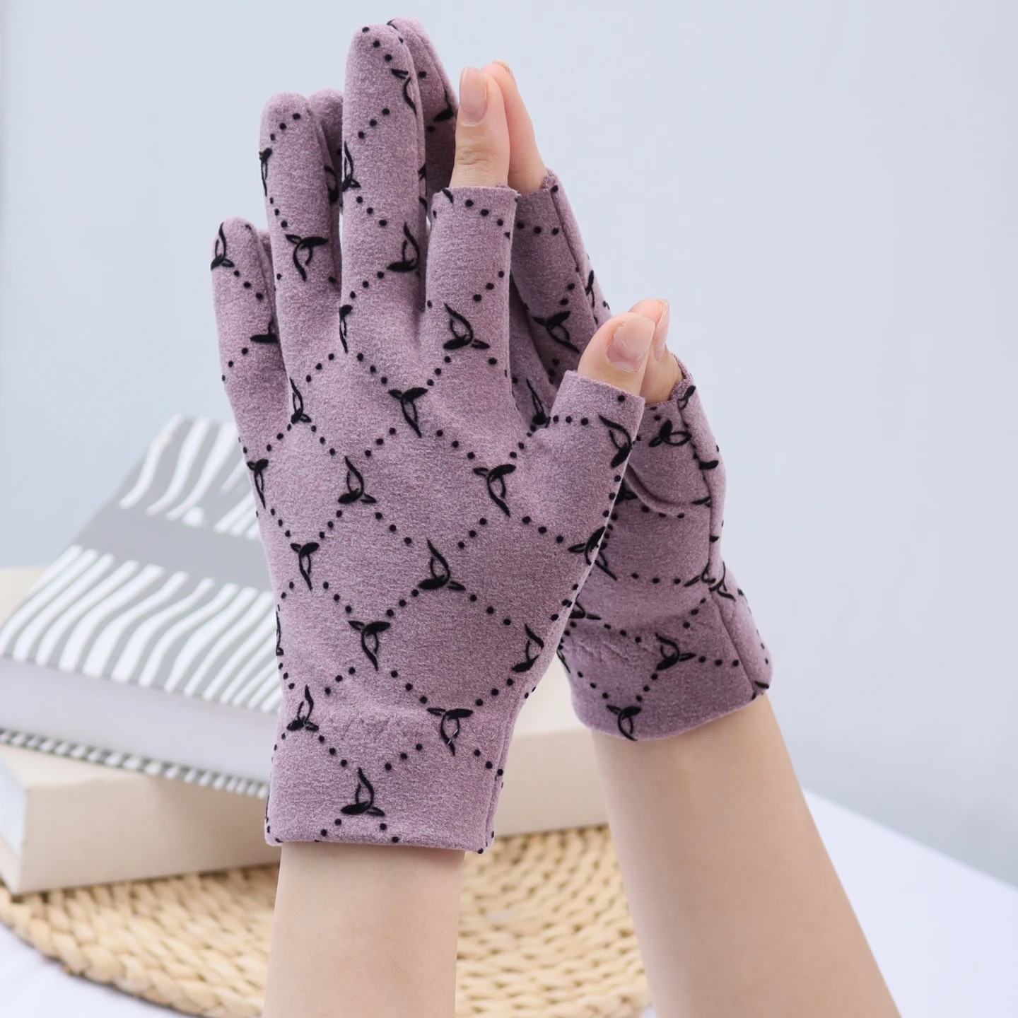 Cycling Gloves Anti-slip Winter Warm Gloves Touch Screen Windproof Non Slip Cold-proof Cycling Gloves Outdoor Men's Women's