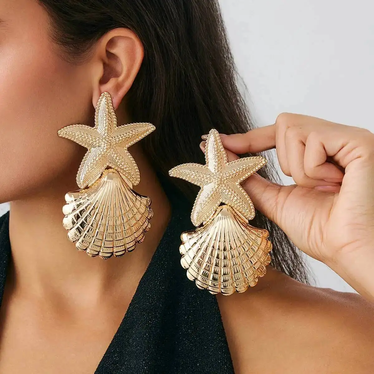 

KunJoe Exaggerated Large Starfish Scallop Pendant Earrings for Women Personalized Geometric Drop Earrings Party Banquet Jewelry