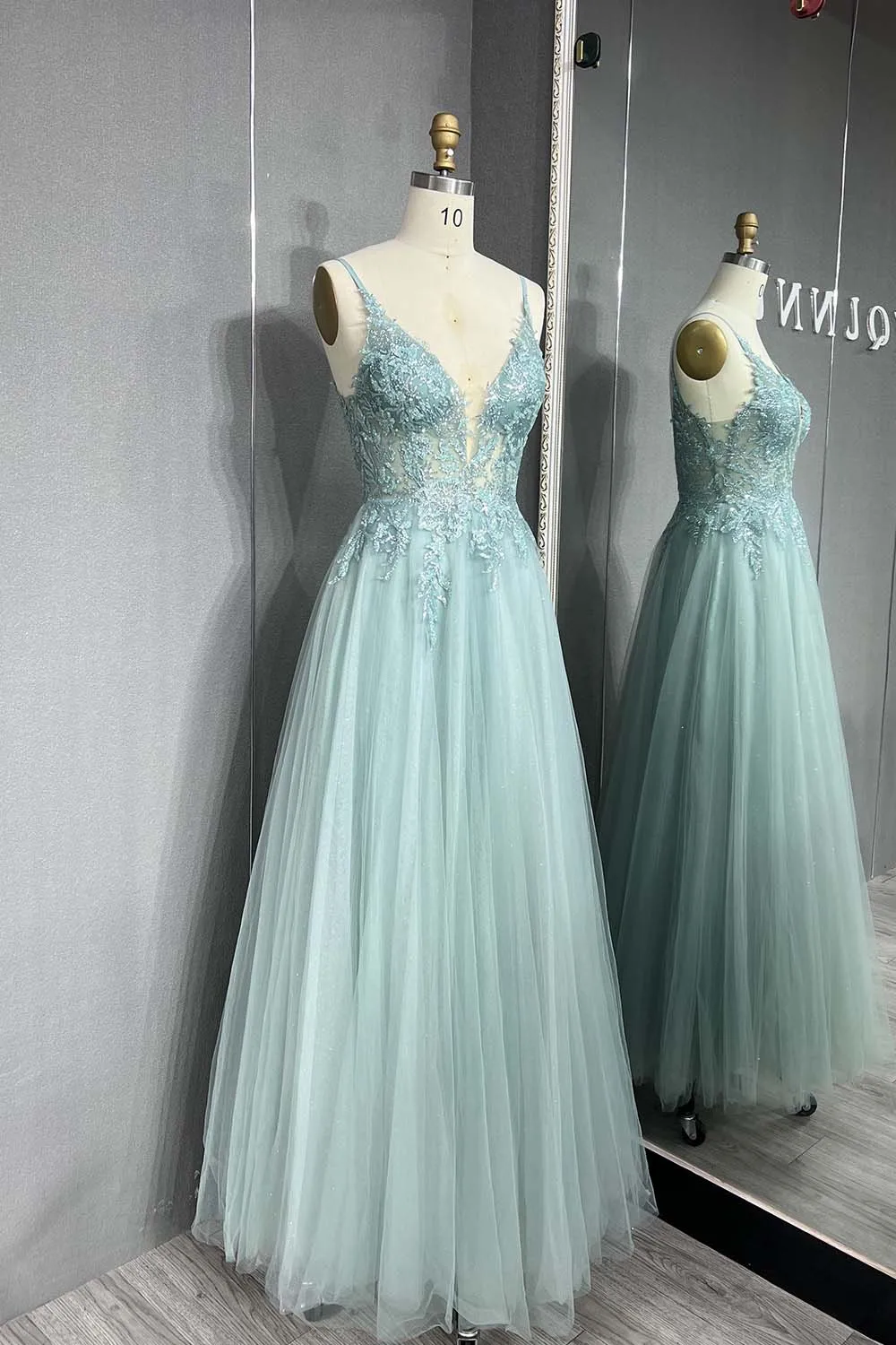 YQLNNE Cute Mint Green Glitter Long Prom Dresses Bling Tulle Backless Evening Gown For Party