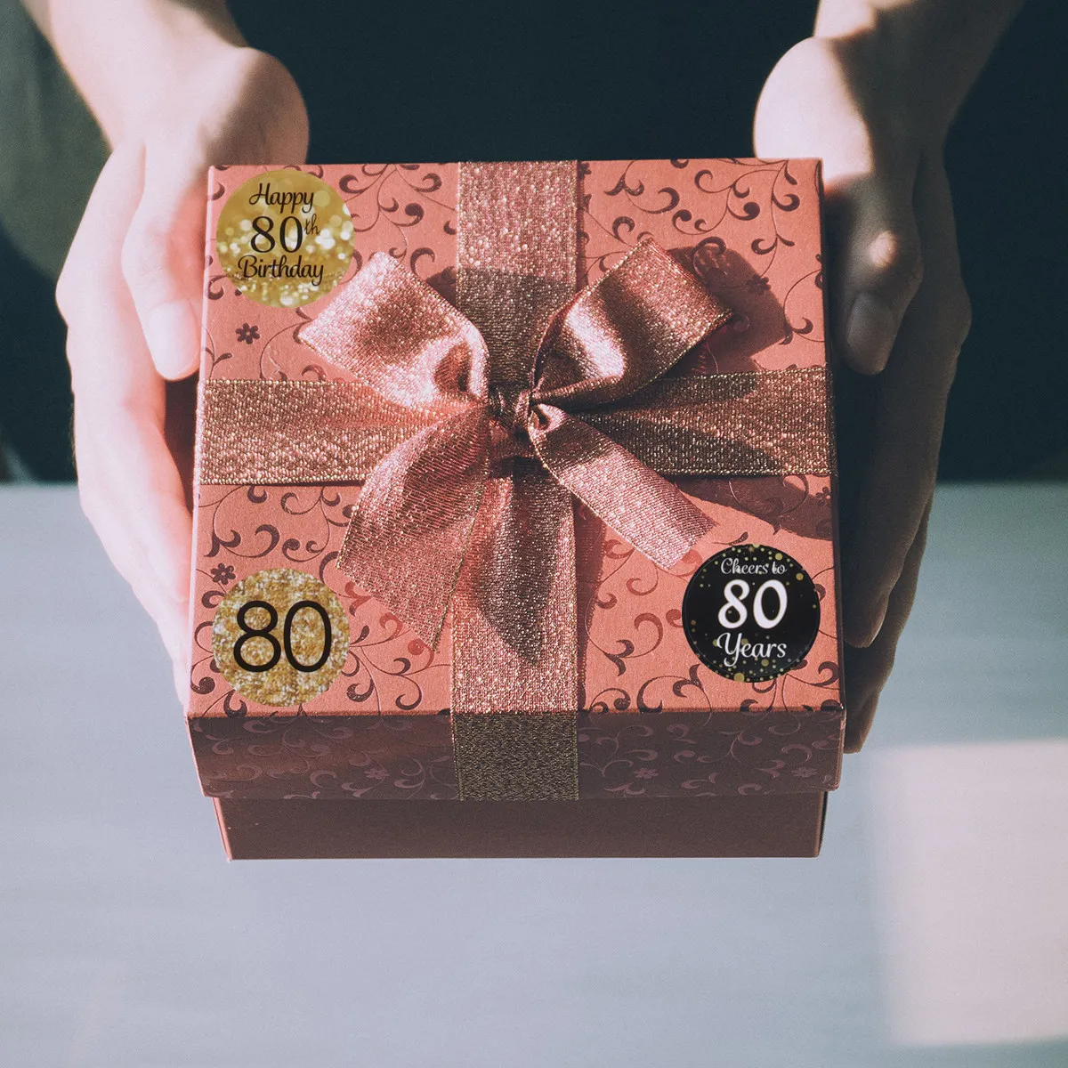 

432Pcs Creative Birthday Stickers Set Round Sealing Labels for Food Packaging Party Favors Photo Props Clothing Decoration