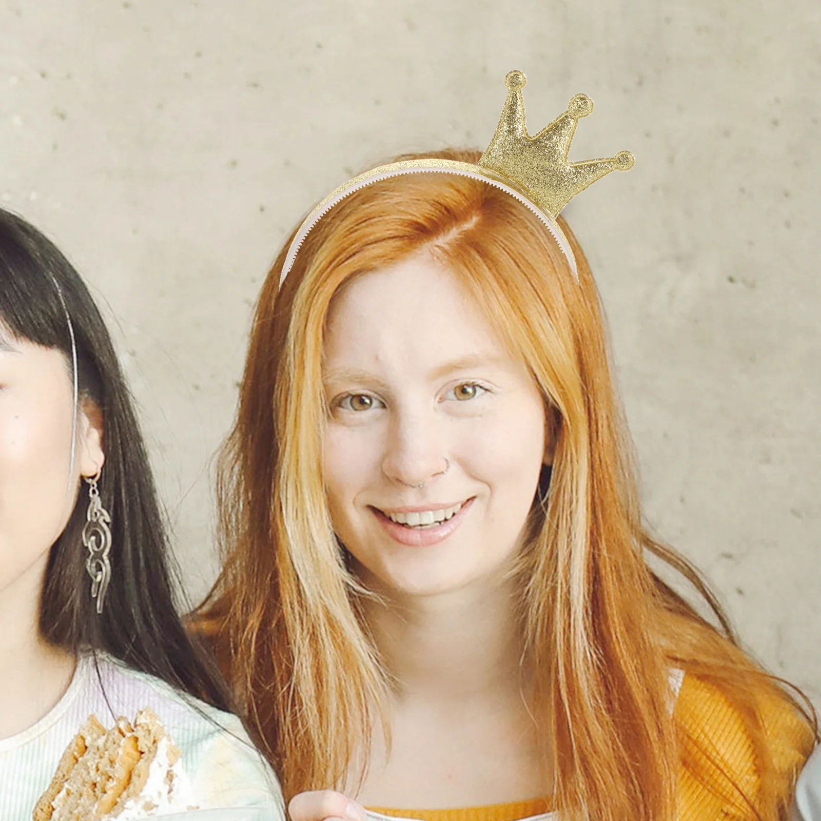 

2 шт., повязки на голову с золотой короной, легкие детские аксессуары для волос для вечеринки, свадьбы, повязка на голову с короной, детские украшения для волос