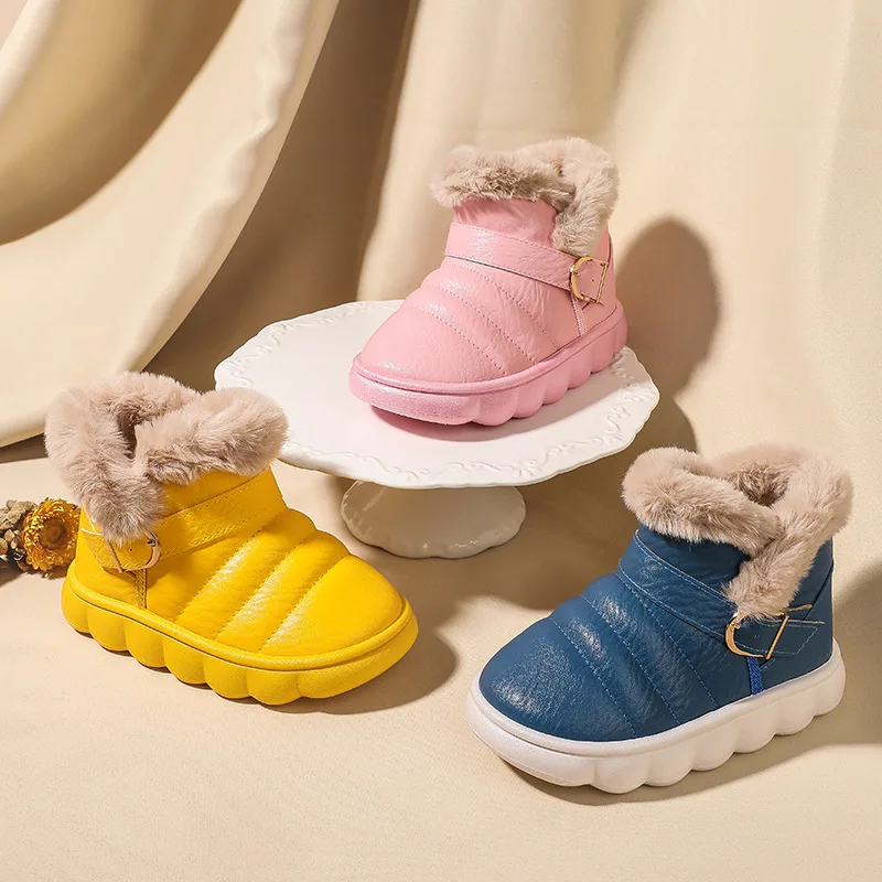 Nieuwe Winter Pluche Kinderen Snowboots Effen Kleur Warme Jongens Katoenen Schoenen Antislip Waterdichte Meisjeslaars Buitenshuis Kids Sneakers