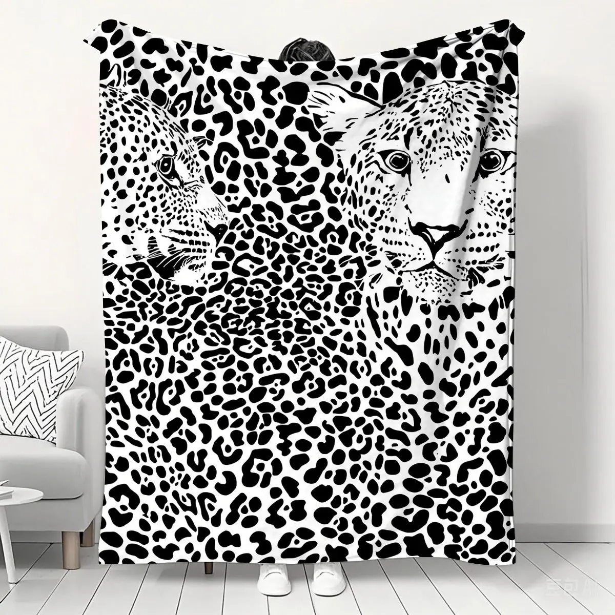 Black White Leopard Print Two Leopard Head Pattern Flannel Blanket For Sofa Bedroom Fashion Modern Home Warm Decoration