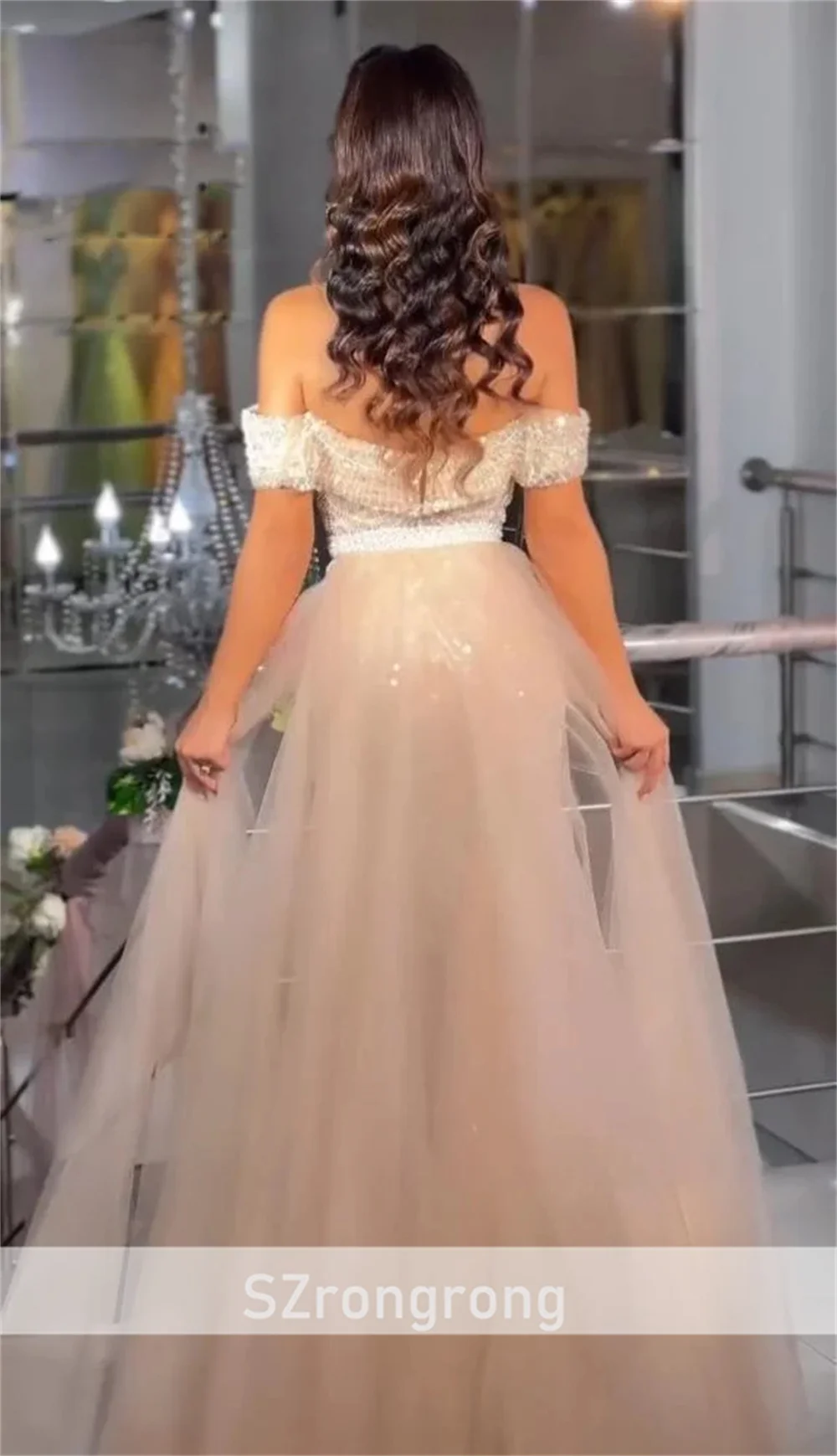 Vestidos de 럭셔리 보트 칼라 페르시 반짝 이는 사우디 드레스 분리형 기차 섹시한 인어 백리스 긴 소매 맞춤 제작