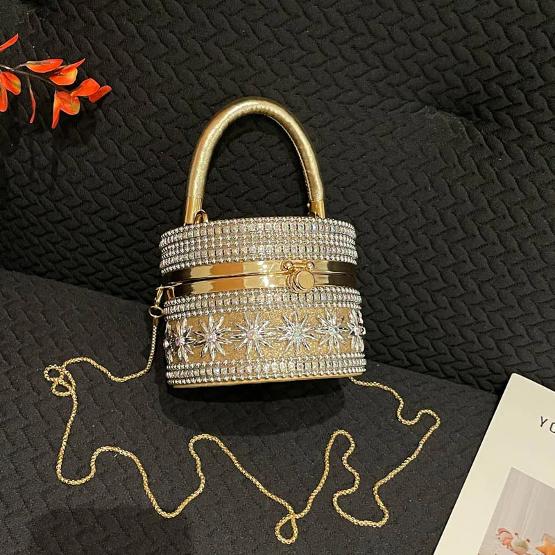

2026 Fashion Full Diamond Bucket Banquet Bag Light Luxury Sunflower Inlaid Diamond Handbag Bridal Dress Crossbody Bag
