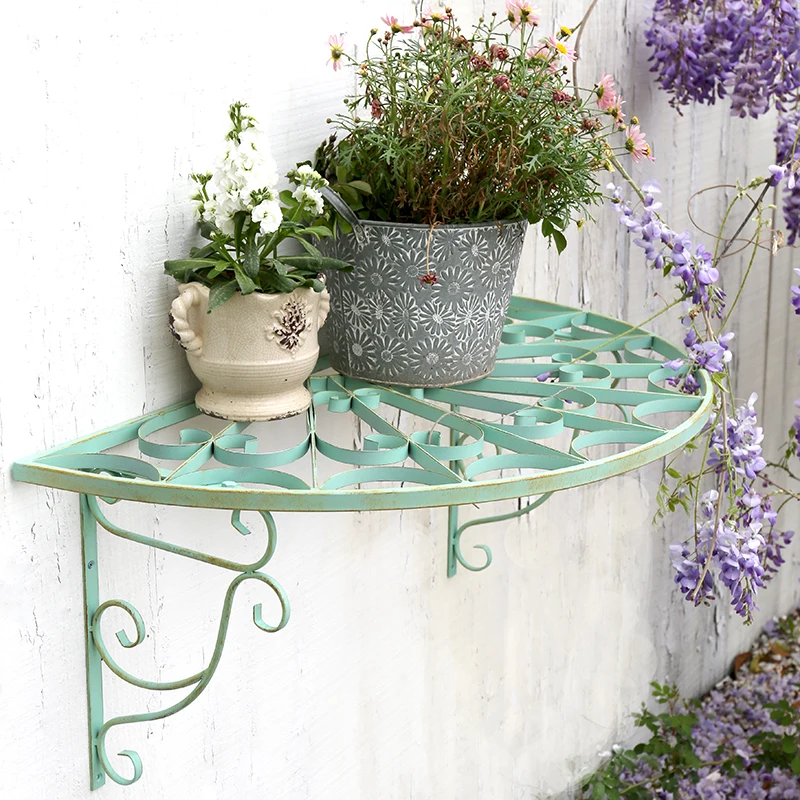 Metal Eaves Flower Shelf Rustic Wall Mounted Plant Holder Vintage Hanging Basket Rack for Garden and Patio Outdoor Balcony Stand