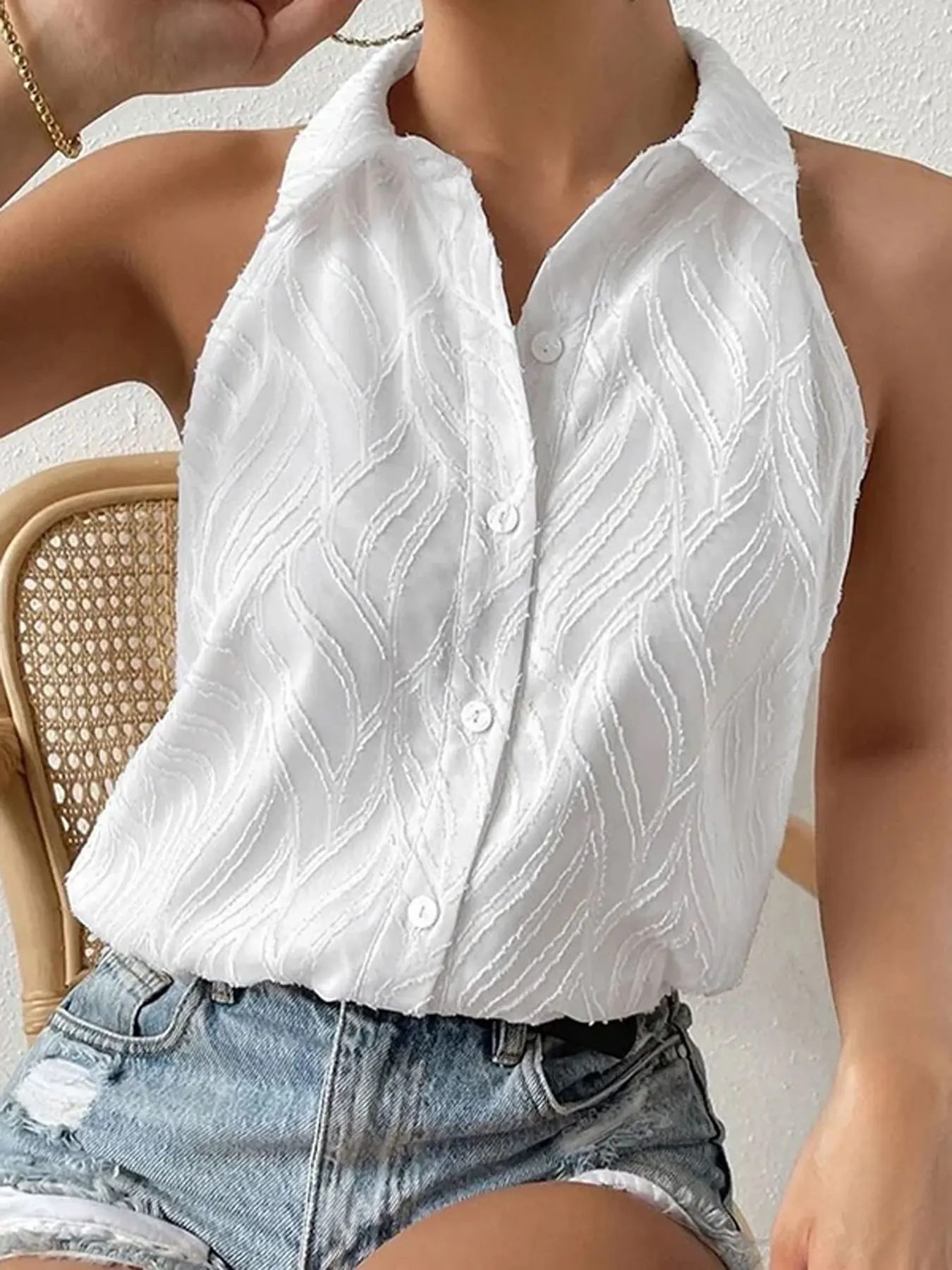

Ladies fashion jacquard solid color collarless sleeveless shirt