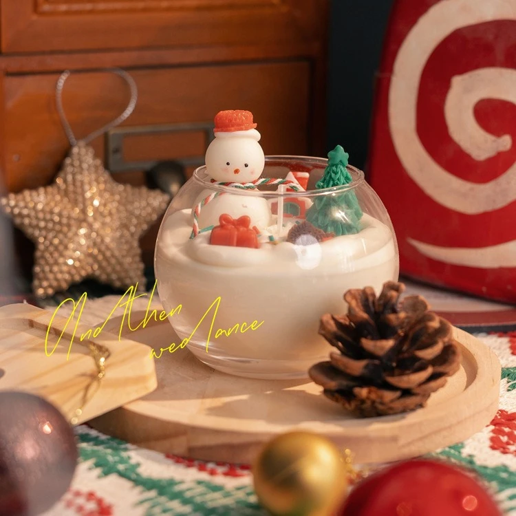 

Handmade Christmas Aromatic Candles with Snowman Cute Souvenir for Gift Presents Home Decorative Candles Xmas Candle with Cup