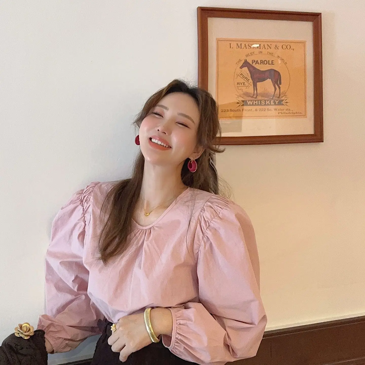 

Korean Fashion Blouse Women 2025 Autumn Round Neck Puff Long Sleeve Top Gentle Simple Solid Color Blusas De Mujer