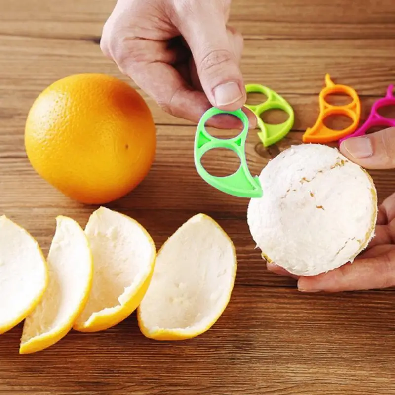 1pc Orange Peelers Easy Open Orange Peeler plastica limone colore casuale agrumi rimozione della pelle affettatrice Peeling gadget da cucina