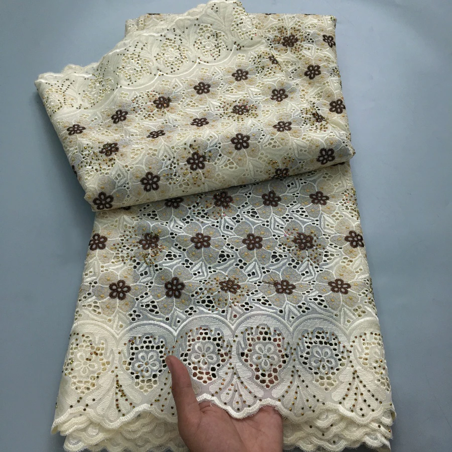 

Нигерия, швейцарская вуаль, кружевная ткань с вышивкой, 2025 г., высококачественная африканская хлопковая кружевная ткань для женщин, свадебные платья, шитье A4198