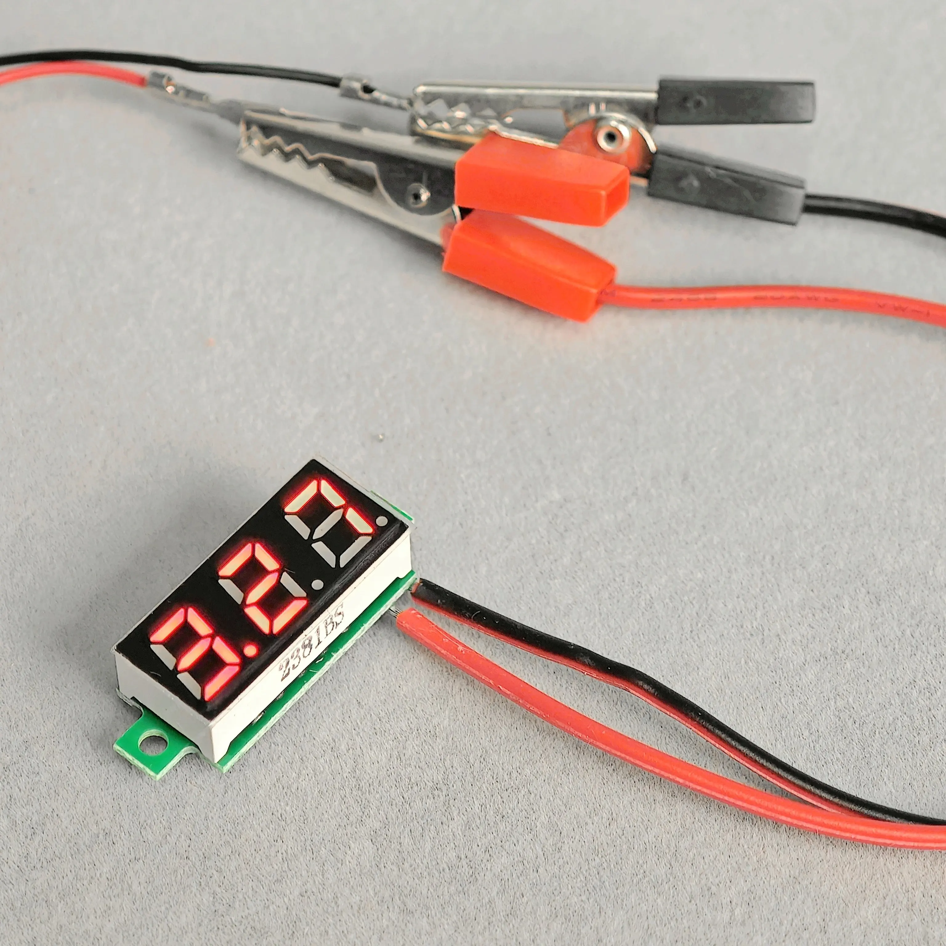 Mini Digital Voltage Display Instrument Universal Test Fitting For Laboratory Circuit Reaction