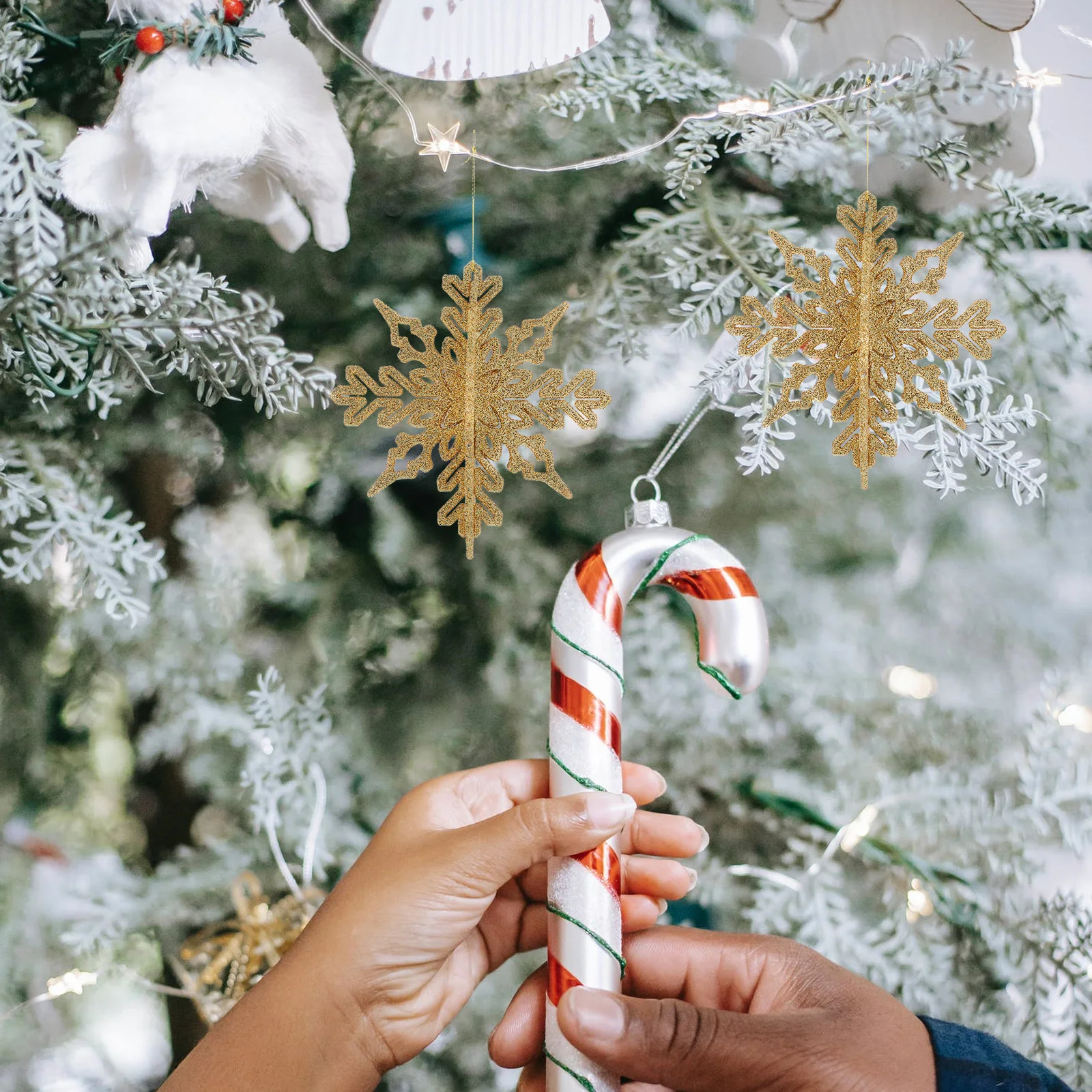 

12Pcs Xmas Snowflake Hanging Decorations Glitter Christmas Tree Ornaments New Year Party Holiday Pendant Accessories