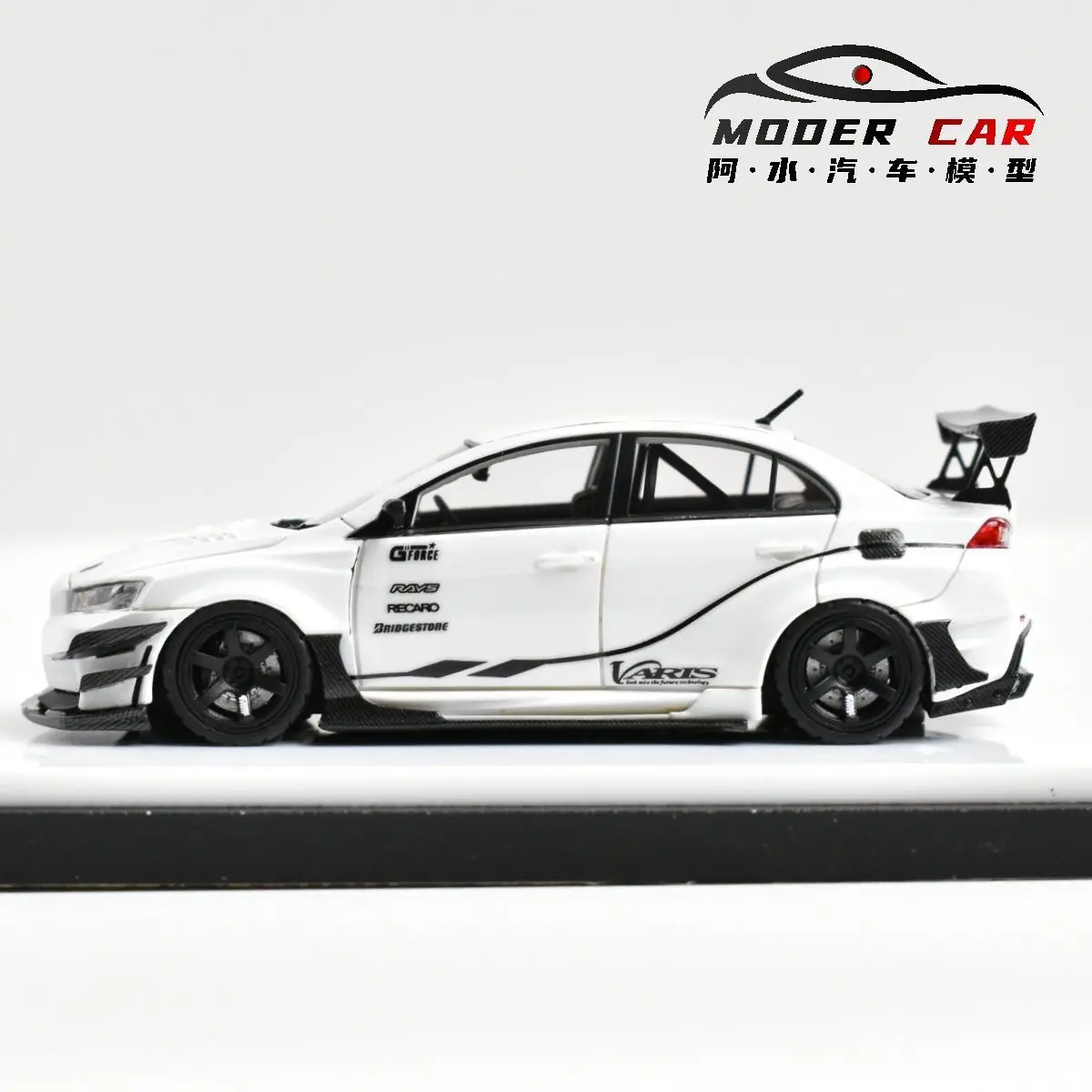 

Коллекционная модель автомобиля EVO 10 из смолы, масштаб 1:64, сувенирная, с ошибкой 404
