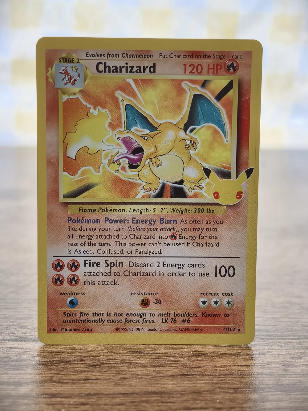 ชุดการ์ดซื้อขาย MINISO Pokémon Charizard 120HP - ของสะสมหายาก 4 ชิ้น (40/165, 4/130, 4/102, 4/100
