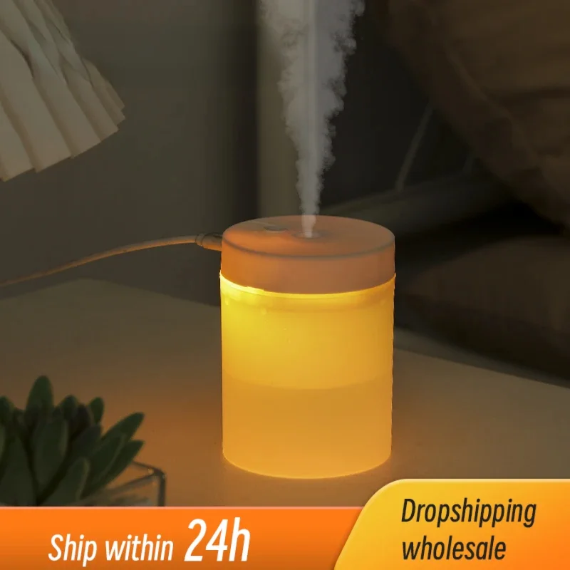 

Silent Mini Humidifier 200ml USB Air Humidifier Car Diffuser Sprayer with Color Night Light Office Bedroom