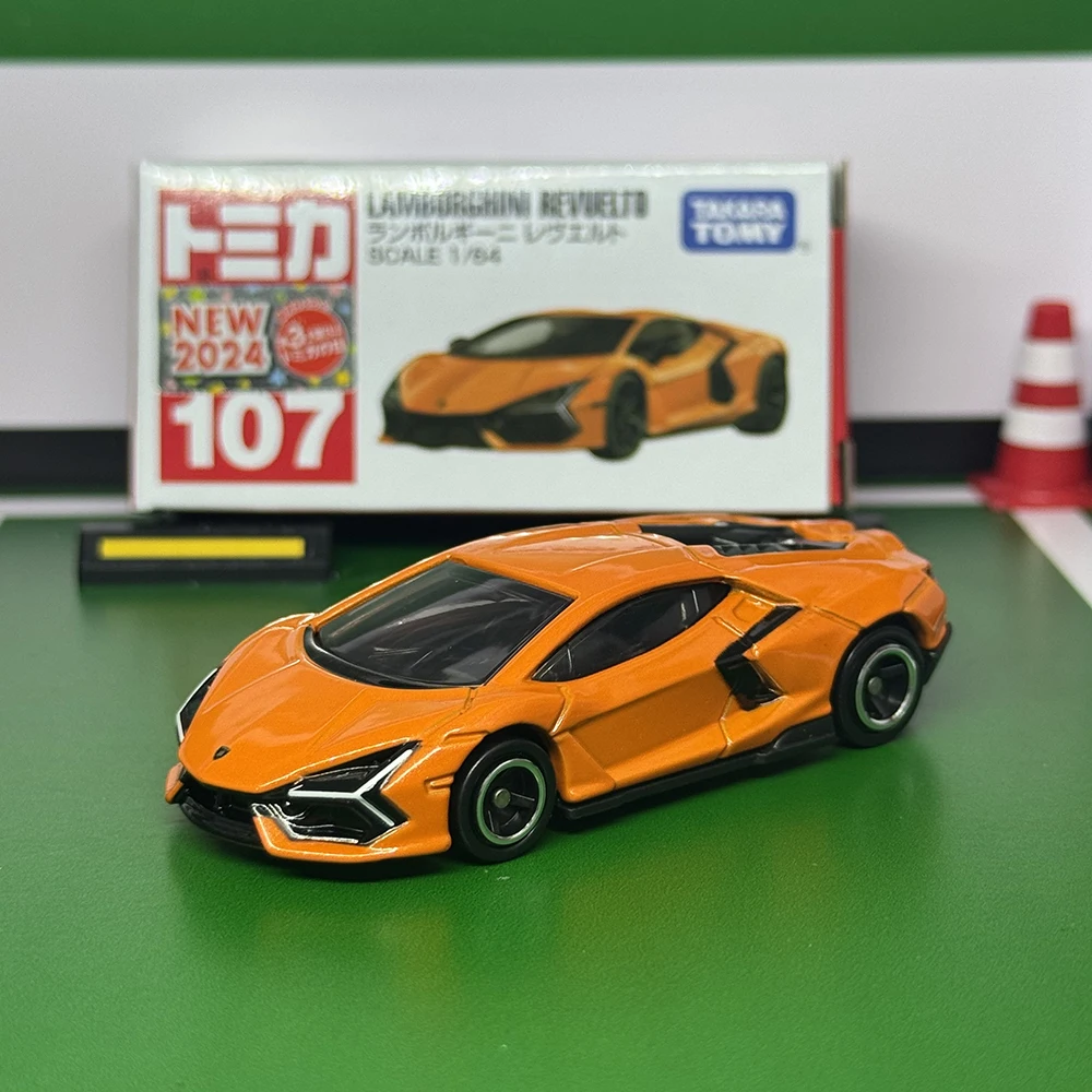 

Takara Tomy Tomica No.107 Lamborghini Revuelto Die Casting Static Alloy Car Mode Collection Display Boy Toy Gift