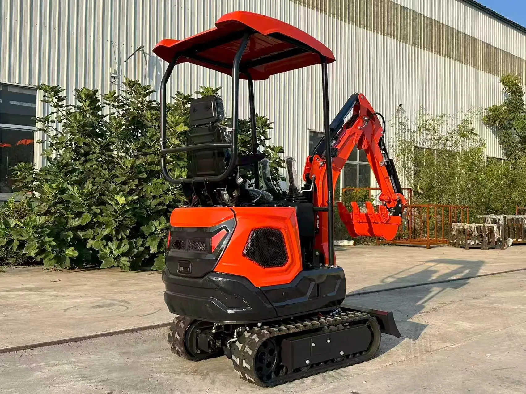 

Custom 1.2 Ton Mini Excavator Euro 5 CE Compact Digger with Attachments for Construction and Farm Use