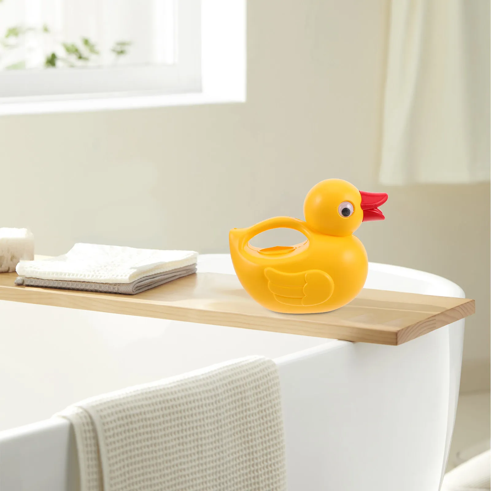 

Cute Duck Watering Can Kids Plastic Bath Fun Interactive Floating Duckling Early Education Water Play Shower Squirt Spray