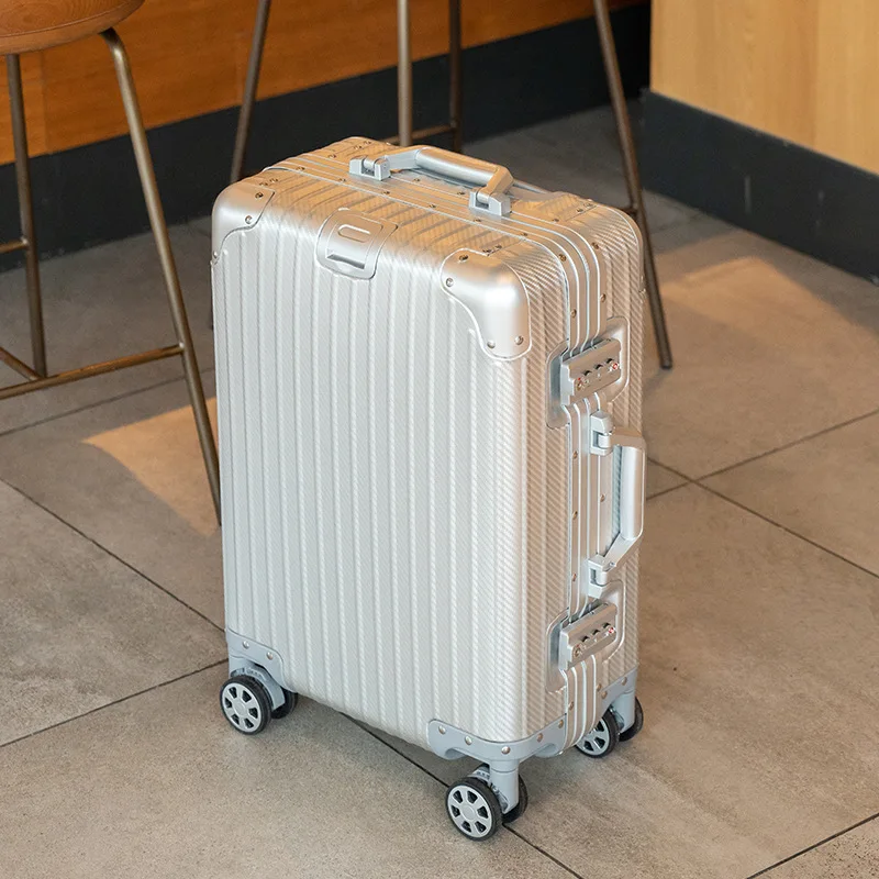 High-end Anodized Aluminum Carved Model Wheels Large Capacity German Craftsmanship Luggage Trolley Case Code Lock 21/26/30-inch