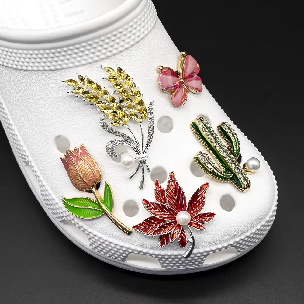 1pcs Metal Shoe Charms Tulips Cact Sunflowers Luxury Shoe Decorations Accessories for Women Girls Designer Clog Buckle Pin