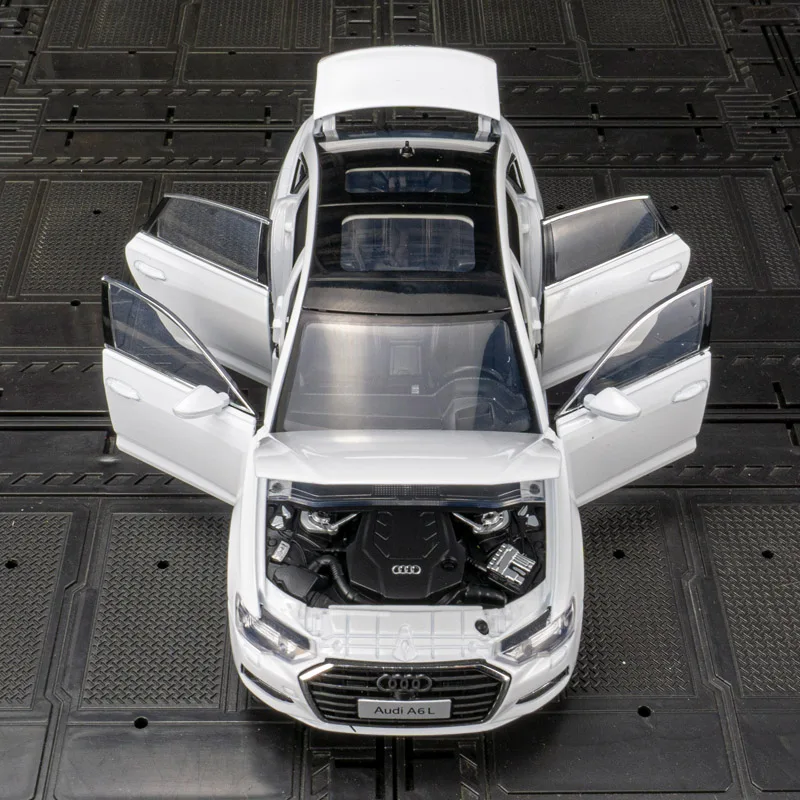 1:24 modelo de carro em liga Audi A6L, portas e capô do motor, porta-malas pode ser aberto, presente de carro de brinquedo para meninos